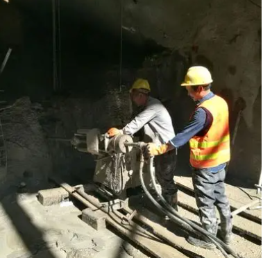 安泽水下抗分散灌浆料特点 水下不分散注浆料介绍