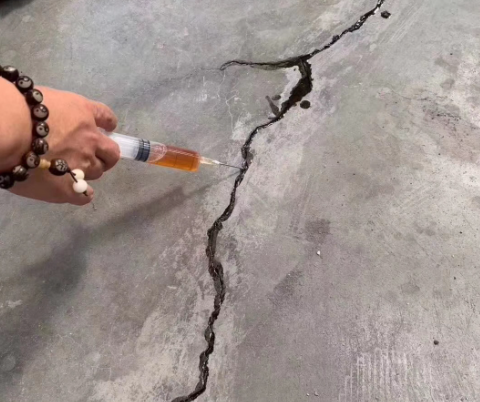 安泽混凝土裂缝修补技术详解​